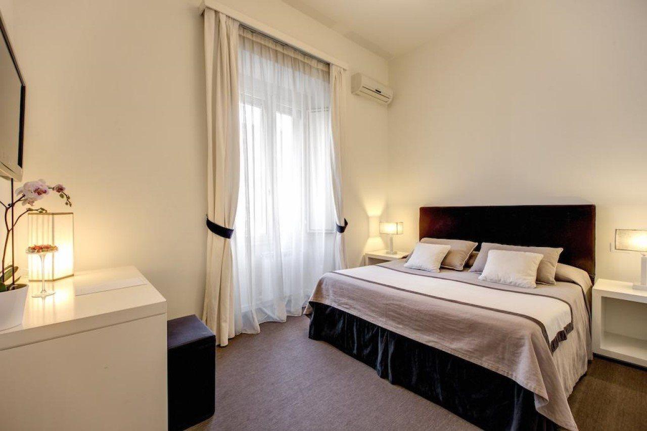 Отель Residenza Bourbon Рим Экстерьер фото